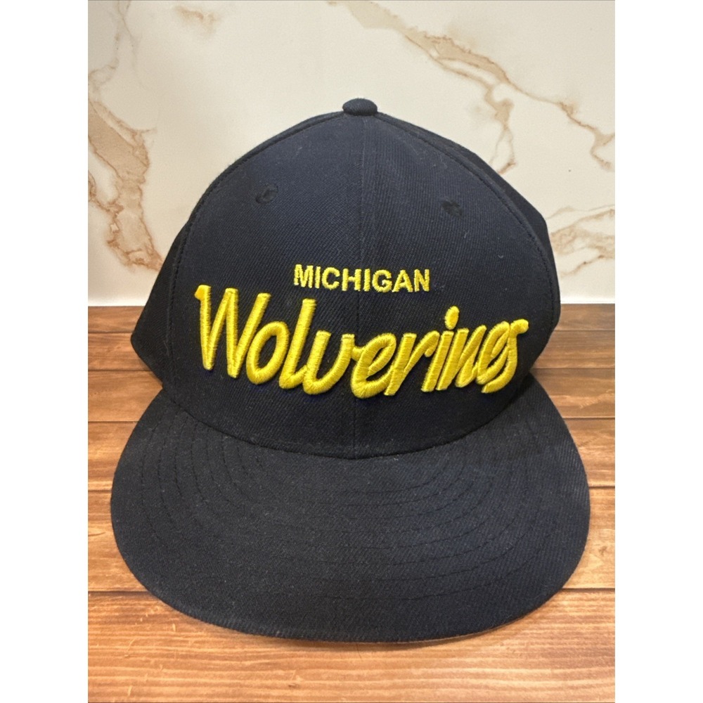 Michigan Wolverines Hat Cap Fitted Mens 8 Blue New Era NCAA College Football